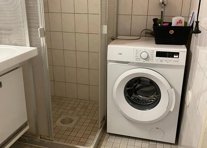 アパート Niinivaaran Tilava Ja Valoisa Yksioe 2